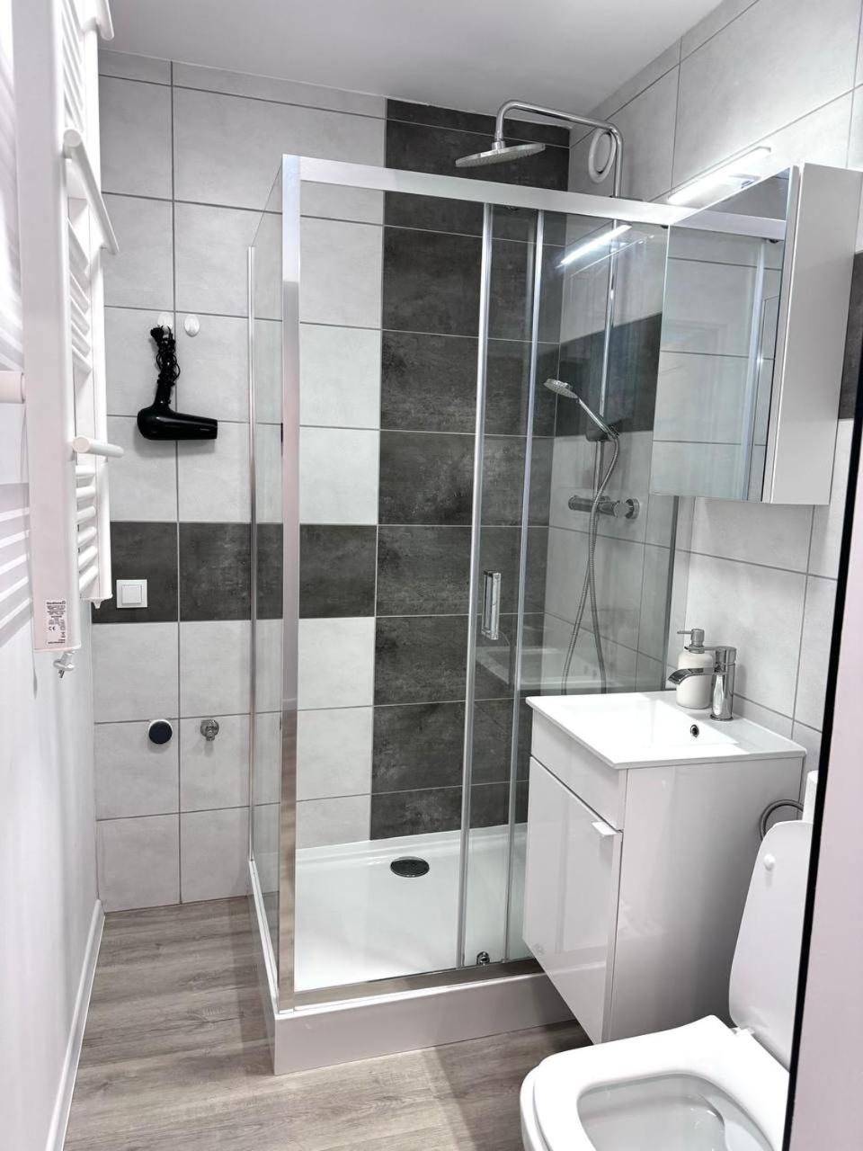 Quiet Apartment Near The Park, Metro, Centre, Wi-Fi - By Hik Apartments Warszawa Eksteriør bilde